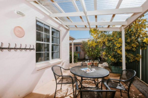 'Pebble Lane Cottage' A Charming Mudgee Stay, Mudgee
